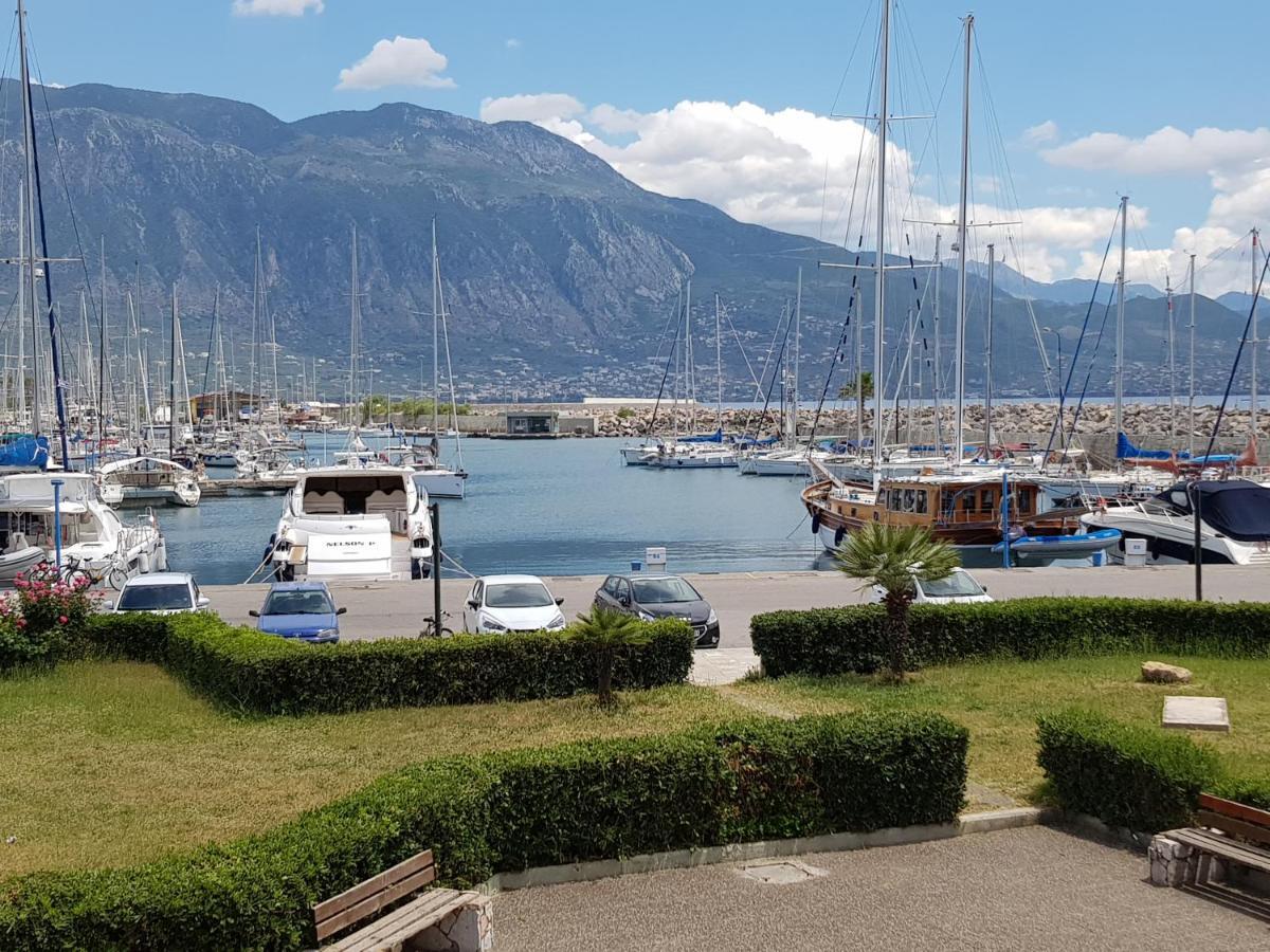 Seaside Lägenhet Kalamata Exteriör bild